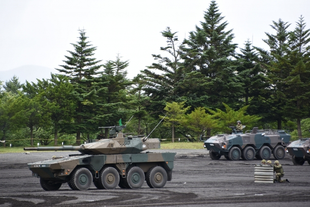 陸上自衛隊 富士学校・富士駐屯地開設65周年記念行事【2019年9月号掲載】 写真アーカイブ アームズマガジンウェブ