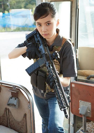 Aps Emg S D U Falkor Defenseスポーター フルメタル電動ガン 製品レビュー ニュース アームズマガジンウェブ