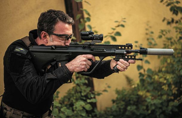 オーストリアが誇る ブルパップの最高傑作を紹介 後編 ニュース アームズマガジンウェブ