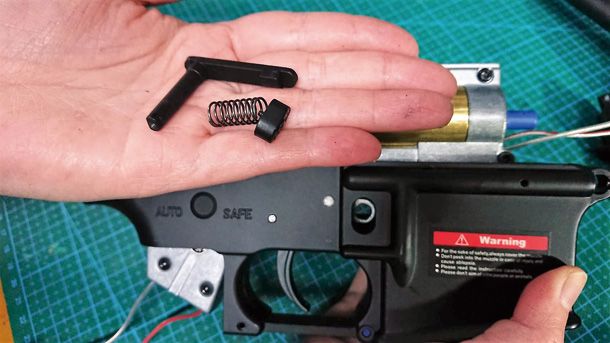 M4を分解してメカボックスを取り出そう! ~かすみん技術工房~