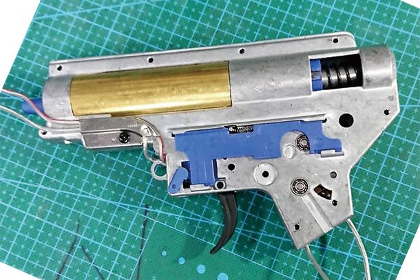 M4を分解してメカボックスを取り出そう! ~かすみん技術工房~