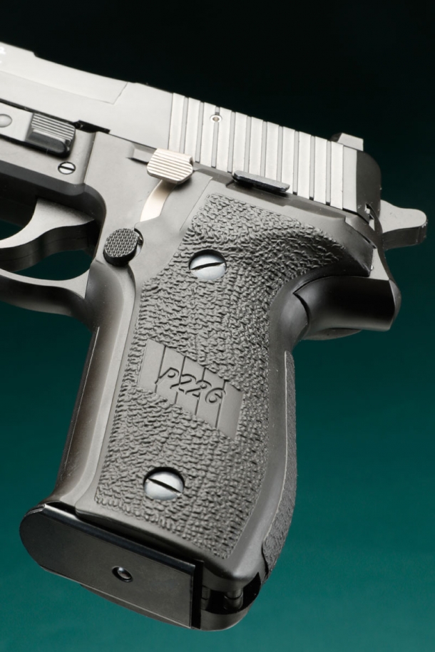 タナカ SIG P226 Mk25 EVO2 フレームヘビーウェイトモデルガン