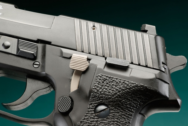 タナカ SIG P226 Mk25 EVO2 フレームヘビーウェイトモデルガン
