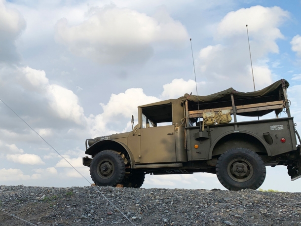 軍用車「ダッジM37」レストア現場を取材【かざりのフォト日記】