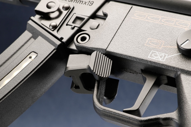 CYMA Enhanced MP5 フルメタルETU電動ガンシリーズ