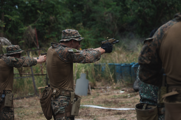 アメリカ海兵隊が使用するアイテムでベルトキットを Ordnance Tactical Okinawa ニュース アームズマガジンウェブ