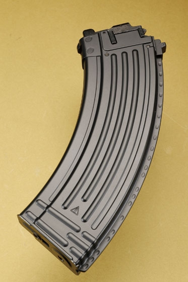 東京マルイ ガスブローバックマシンガン AKM