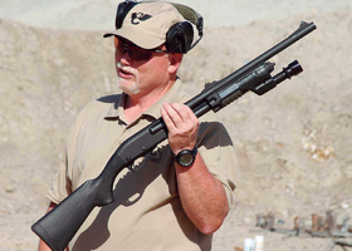 タクティカルショットガン Withロブ ホウト Shin 19年2月号掲載 ニュース アームズマガジンウェブ タクティカルショットガン Withロブ ホウト Shin 19年2月号掲載 ニュース アームズマガジンウェブ